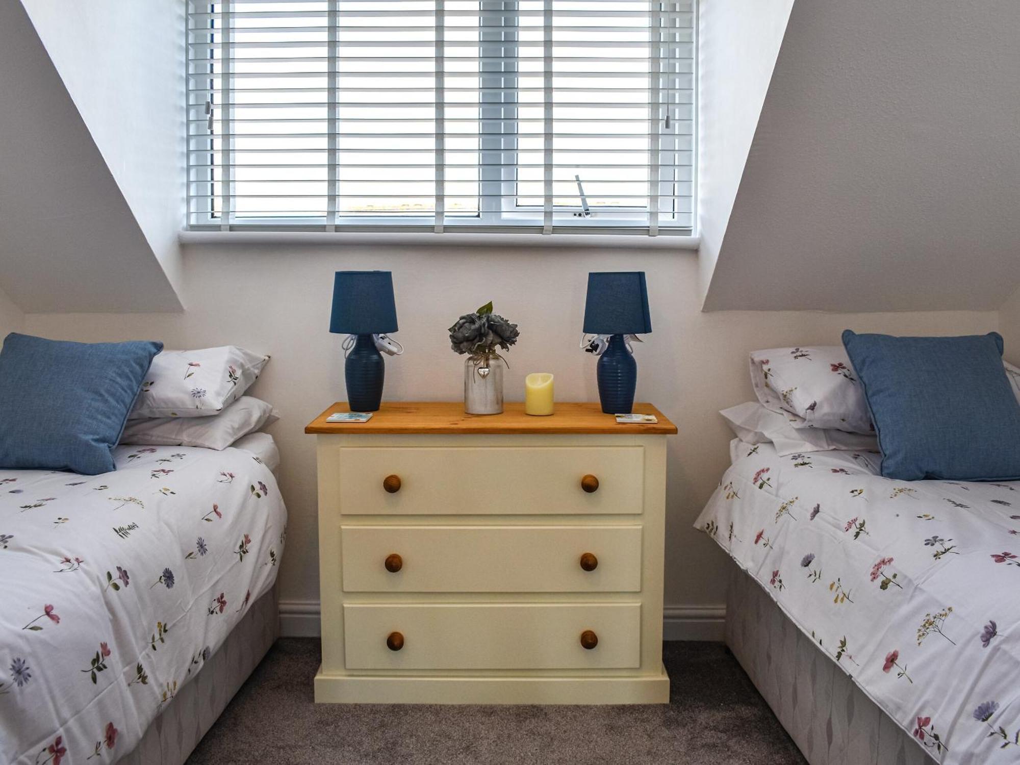 Kingfishers Rest *
